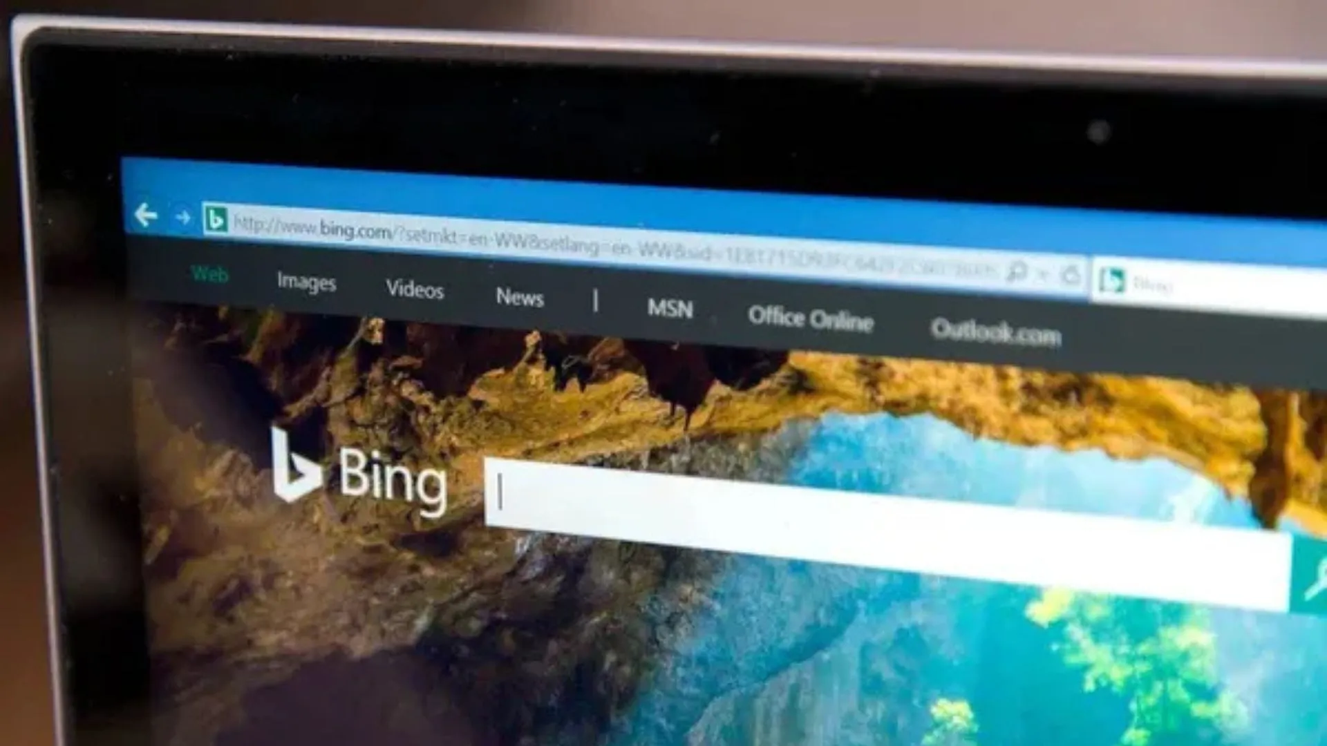 Bing AI Dashboard Maps Grounding Queries To Cited Pages